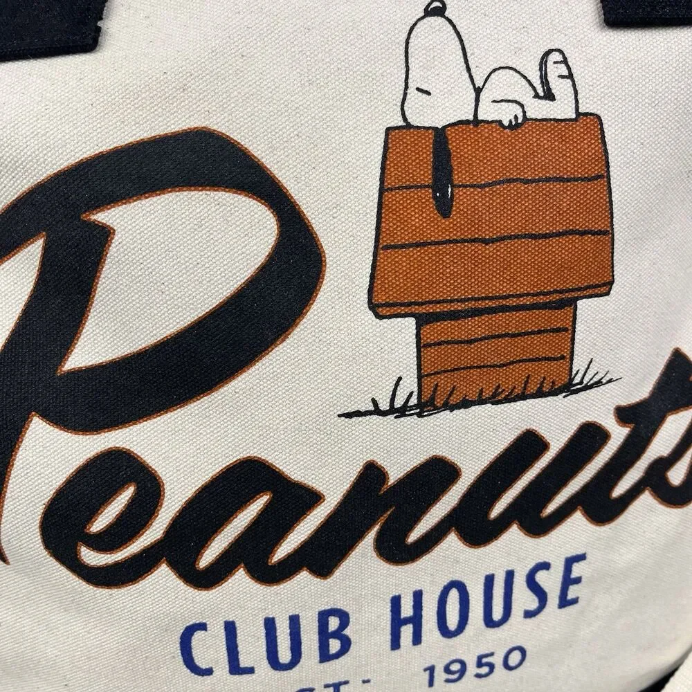 Peanuts club house